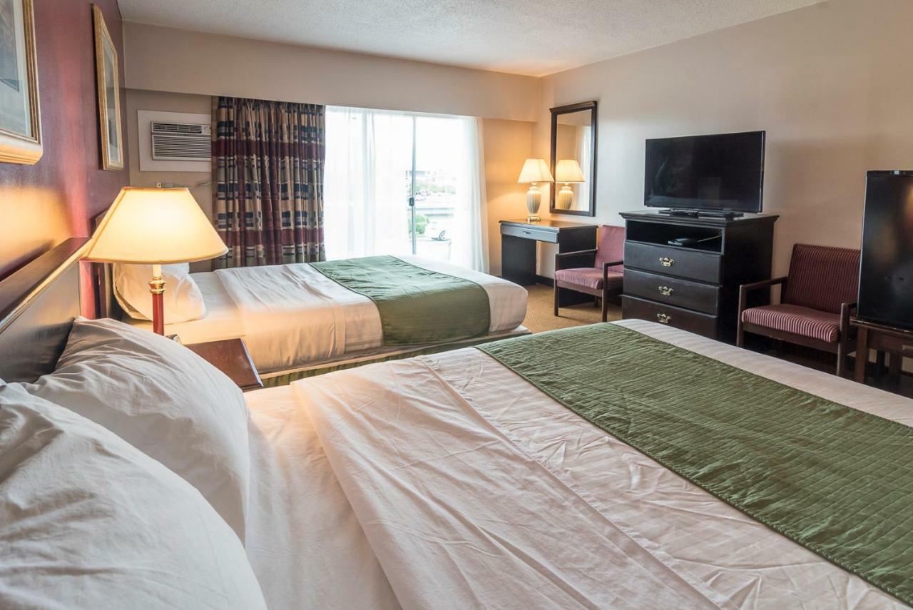 Port Augusta Hotel Comox
