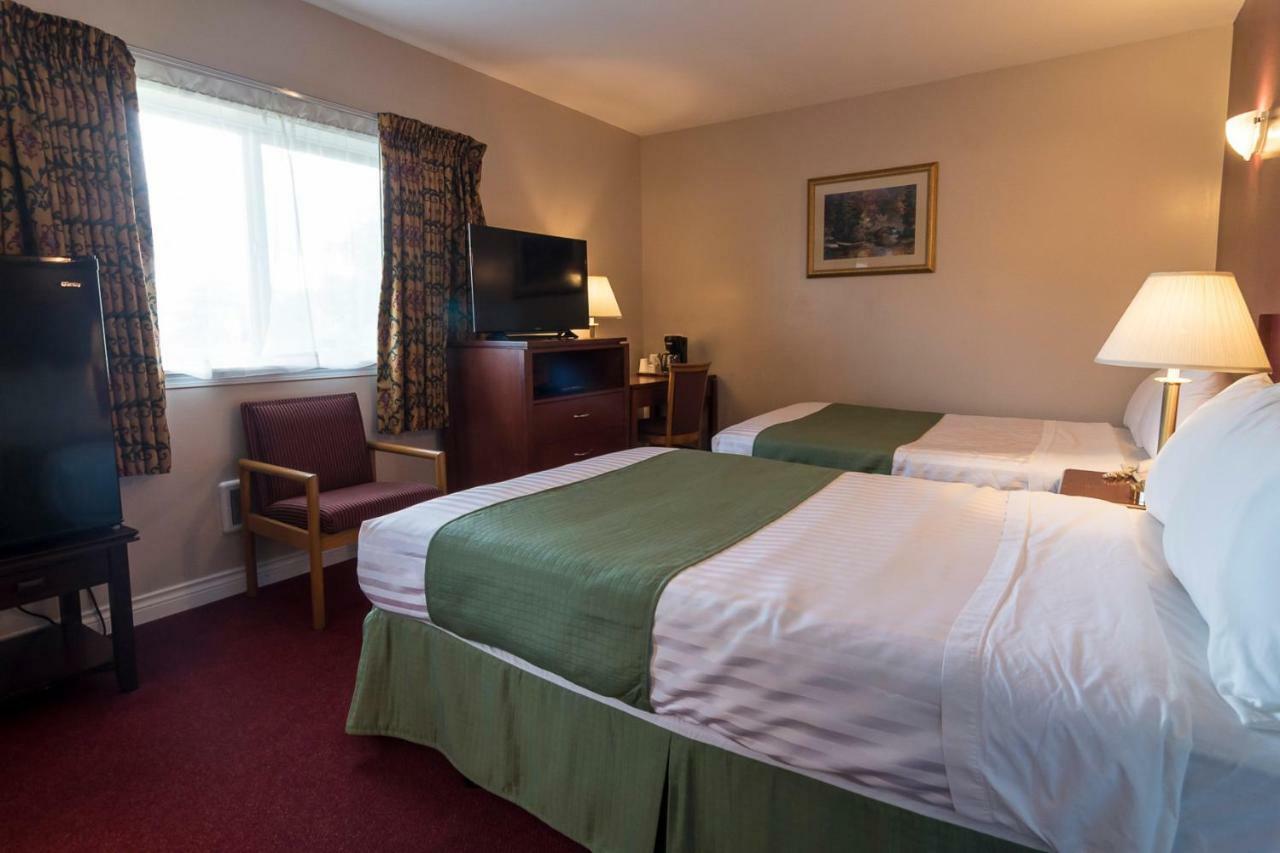 Port Augusta Hotel Comox